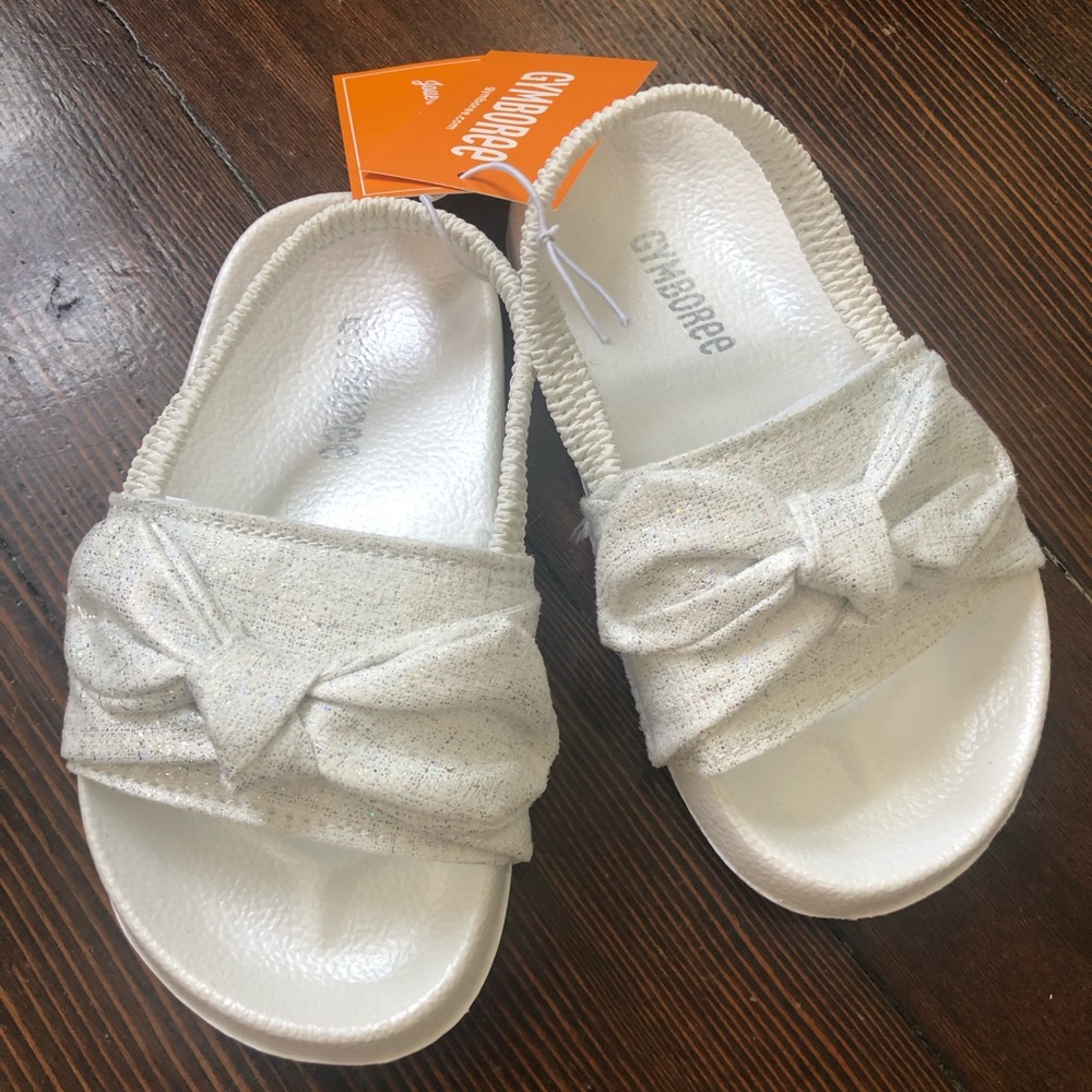 NWT Gymboree White w/Silver Sandals